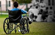 VIDEO: Συγκλονίζει ιστορία ανάπηρου παιδιού - Δεν είχε κάποιον να το συνοδεύσει