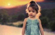 Υπόθεση εξαφάνισης 8χρονης: Χειροπέδες και στους δυο γονείς